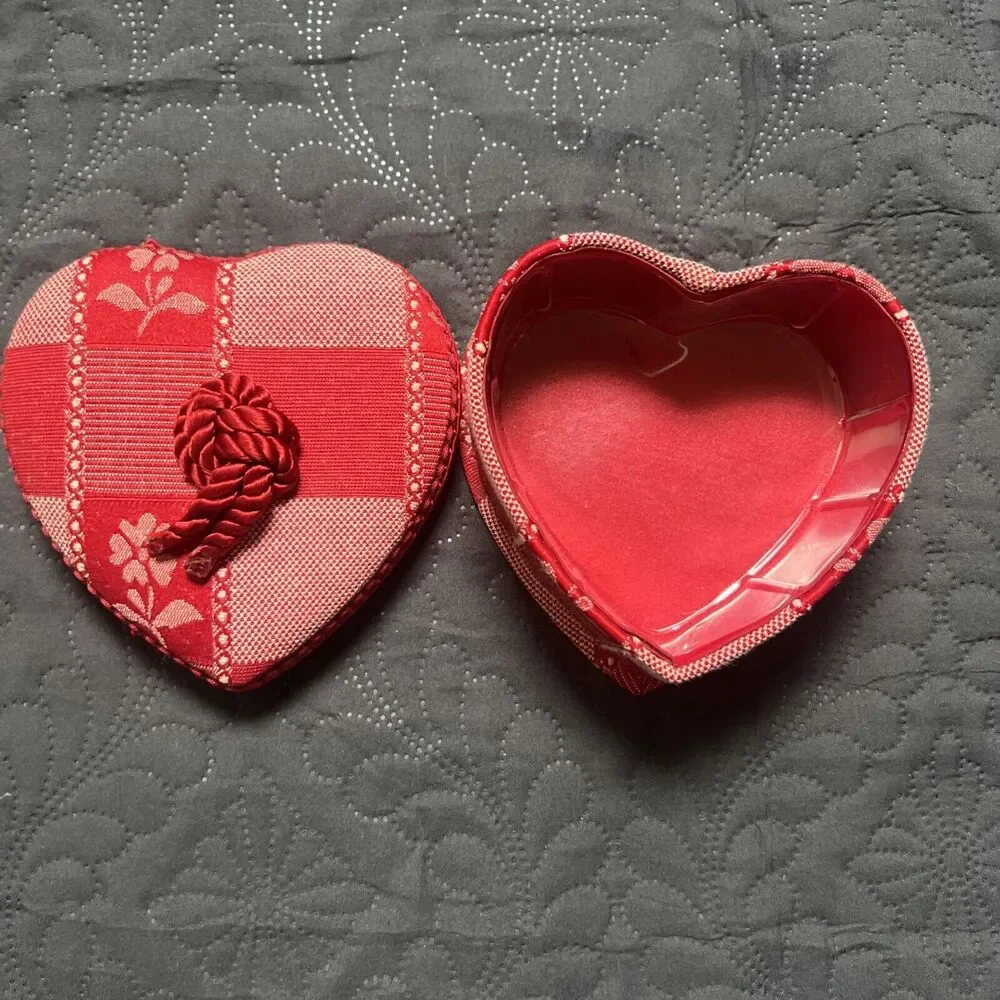 Heart Jewelry Fabric Gift Box Bracelet Beads Unforgettable Moments Earrings Ring